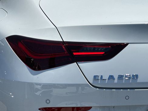 New 2025 Mercedes-Benz CLA 250 4MATIC image 31