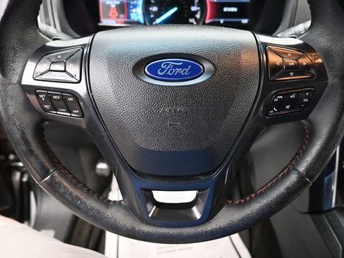 Used 2017 Ford Explorer Sport AWD/4WD image 23