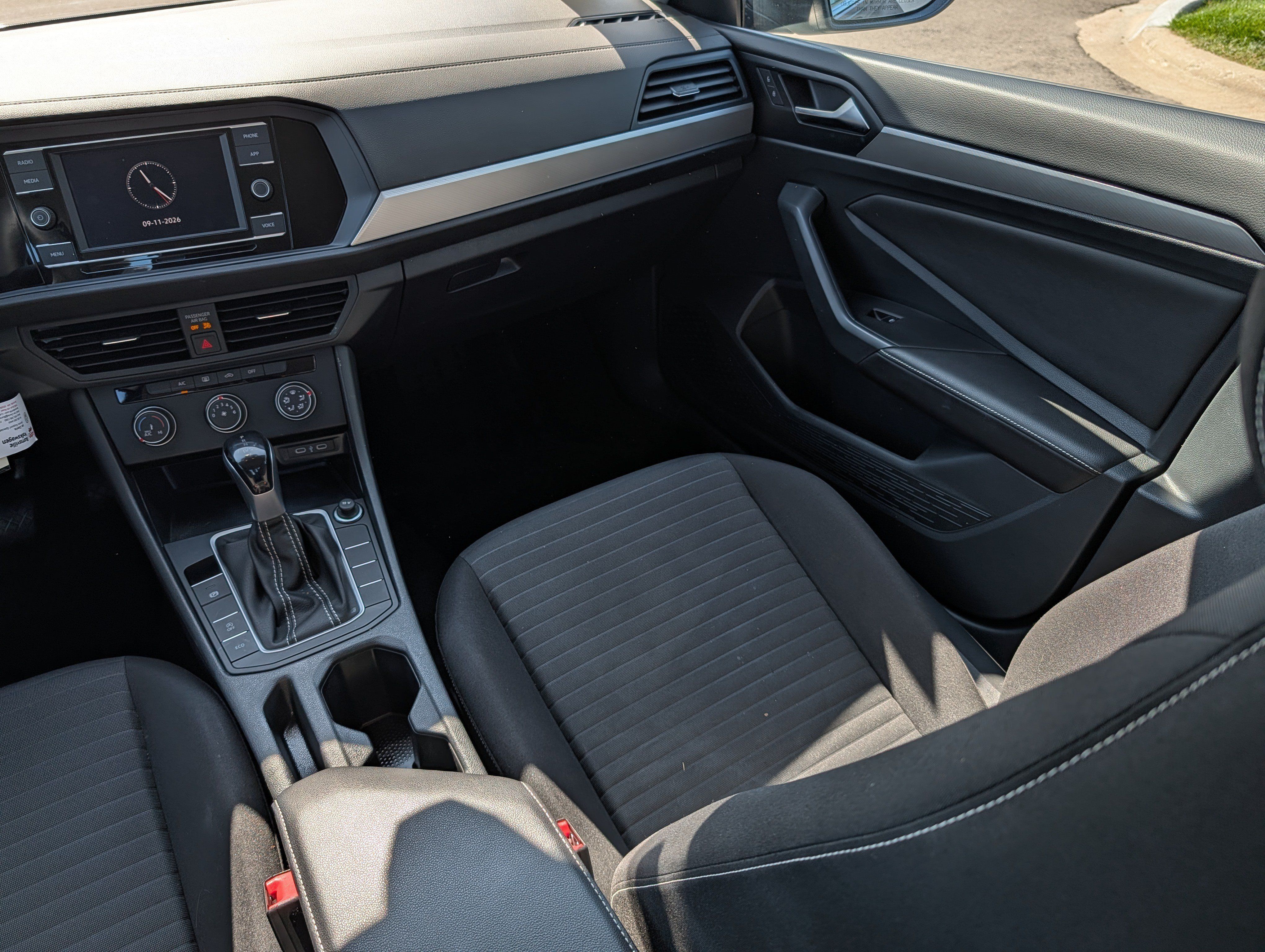 Used 2023 Volkswagen Jetta S FWD image 11