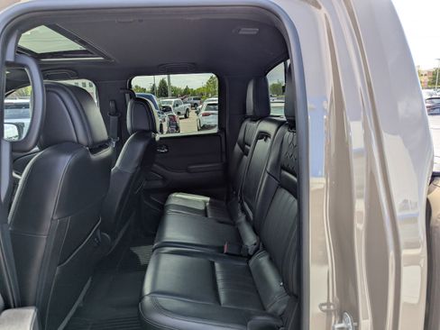 Used 2022 Nissan Frontier PRO-4X w/ Pro-4X Premium Package AWD/4WD image 30