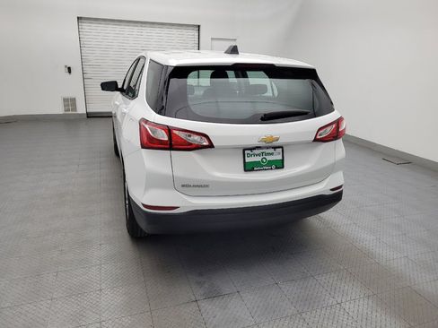 Used 2019 Chevrolet Equinox LS FWD image 6
