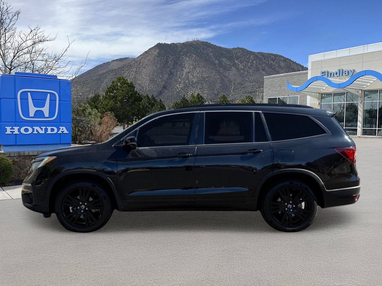 Used 2020 Honda Pilot Black Edition image 3