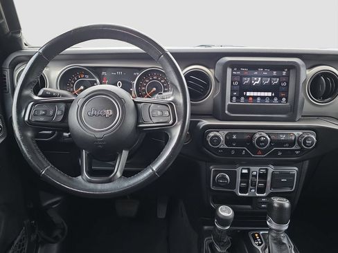 Used 2018 Jeep Wrangler Unlimited Sport S AWD/4WD image 13