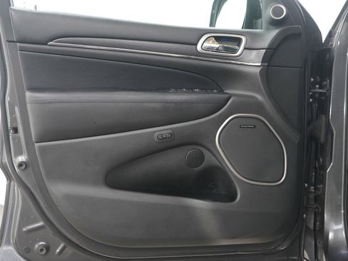 Used 2017 Jeep Grand Cherokee Summit image 21