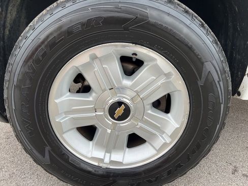 Used 2011 Chevrolet Tahoe LT image 5