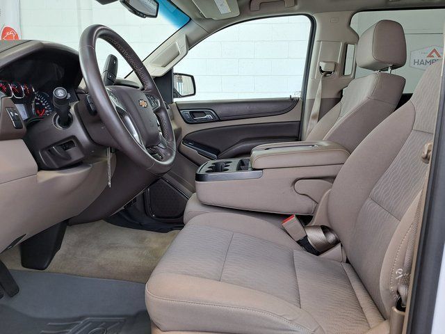 Used 2015 Chevrolet Suburban LS RWD image 21
