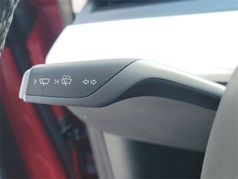 Used 2021 Tesla Model 3 Standard Range Plus image 24