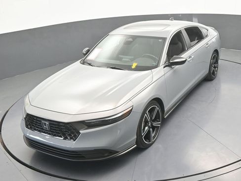 Used 2024 Honda Accord Sport image 51
