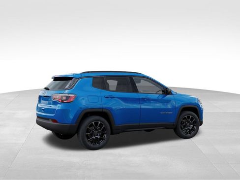 New 2026 Jeep Compass Latitude AWD/4WD image 5
