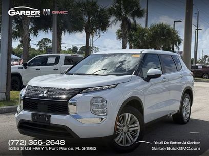Used 2024 Mitsubishi Outlander ES