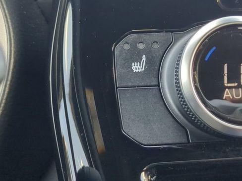 Used 2023 Toyota Highlander XSE image 23