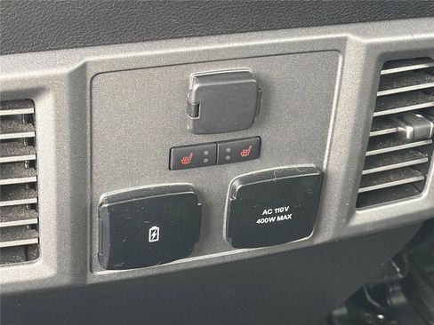 Used 2019 Ford F150 Raptor w/ Equipment Group 802A Luxury AWD/4WD image 20
