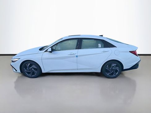 New 2026 Hyundai Elantra Limited image 6