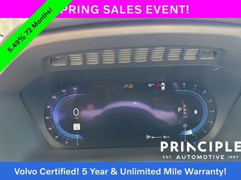 Certified 2023 Volvo XC90 B5 Plus image 23