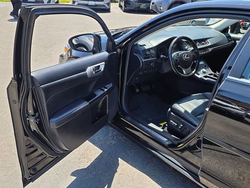 Used 2015 Lexus CT 200h FWD image 43