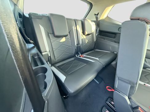 New 2026 Volkswagen Atlas Peak Edition image 27