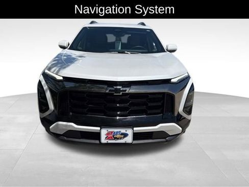 Certified 2025 Chevrolet Equinox ACTIV w/ Safety and Technology Package AWD/4WD image 2