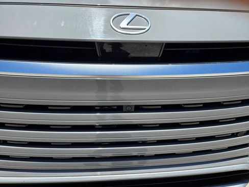 Used 2024 Lexus TX 500h AWD w/ Technology Package image 9