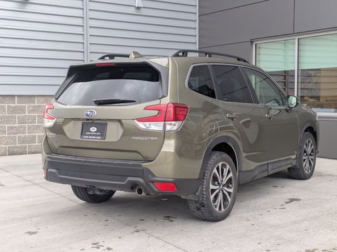 Used 2022 Subaru Forester Limited w/ Popular Package #2 image 5