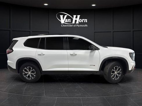 Used 2024 GMC Acadia AT4 image 8