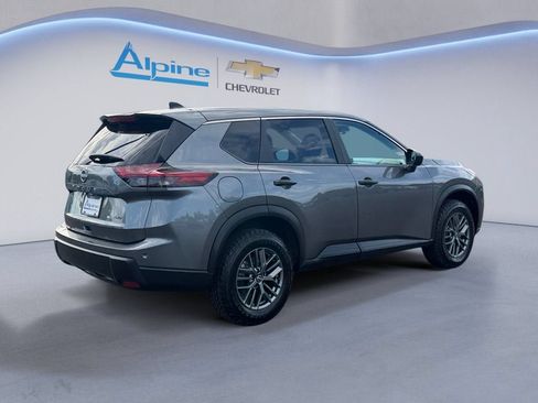 Used 2024 Nissan Rogue S AWD/4WD image 5