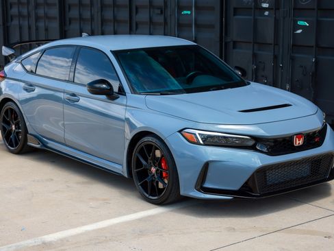 Used 2025 Honda Civic Type R image 19