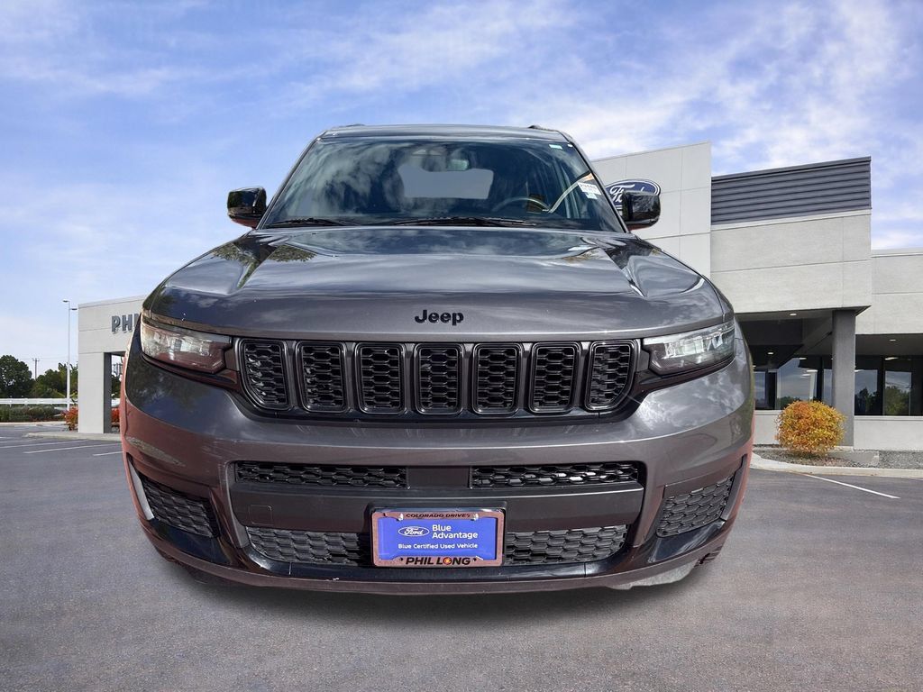 Used 2023 Jeep Grand Cherokee L Laredo AWD/4WD image 2