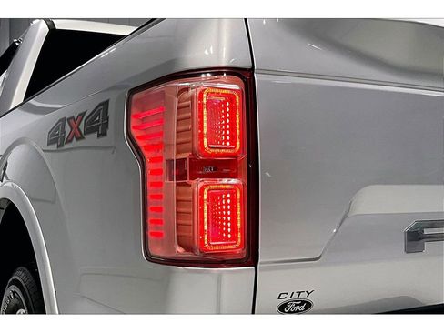 Used 2019 Ford F150 Lariat w/ Trailer Tow Package image 29