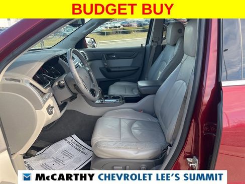 Used 2015 GMC Acadia SLT image 39