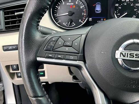 Certified 2020 Nissan Rogue Sport SL FWD image 23