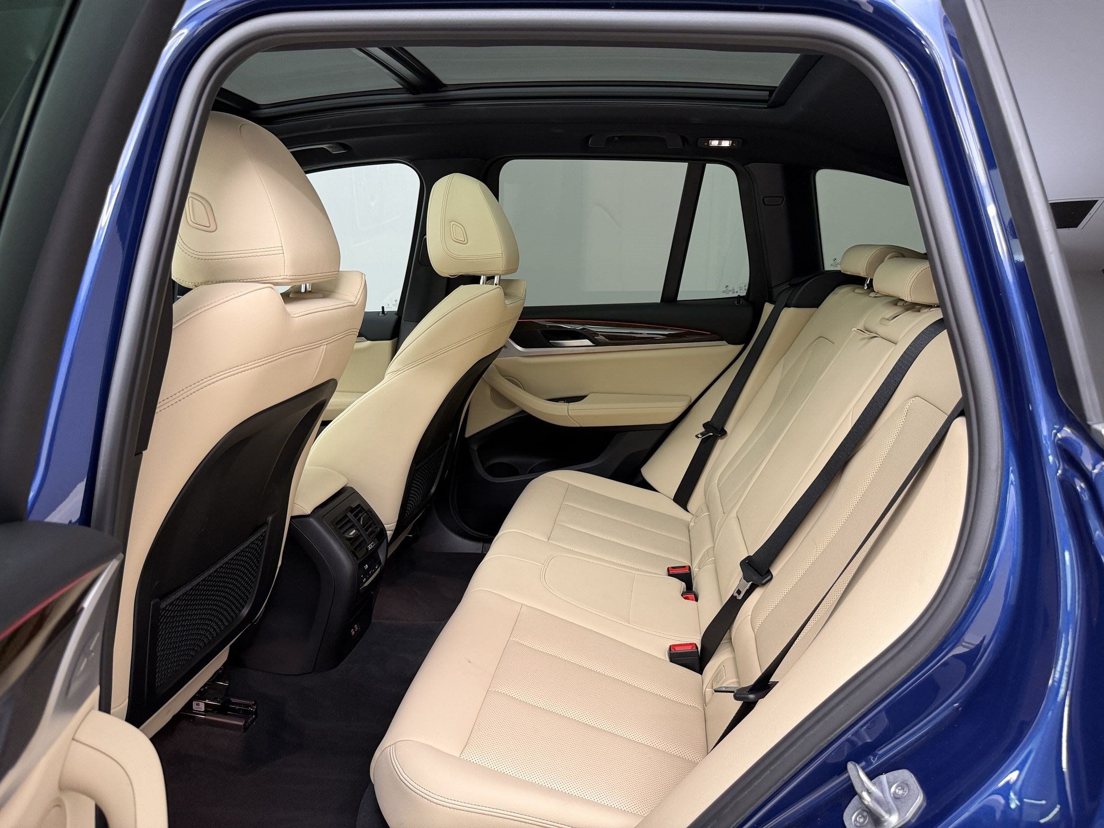 Used 2024 BMW X3 xDrive30i w/ Premium Package AWD/4WD image 23