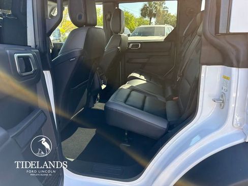 New 2026 Ford Bronco Outer Banks w/ Sasquatch Package image 27