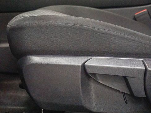 Used 2025 Nissan Kicks S image 21