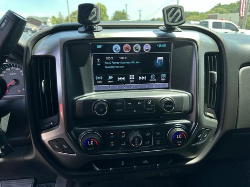 Used 2017 Chevrolet Silverado 1500 LT w/ All Star Edition AWD/4WD image 15