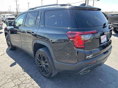 Used 2023 GMC Acadia SLE w/ Infotainment Package AWD/4WD image 7