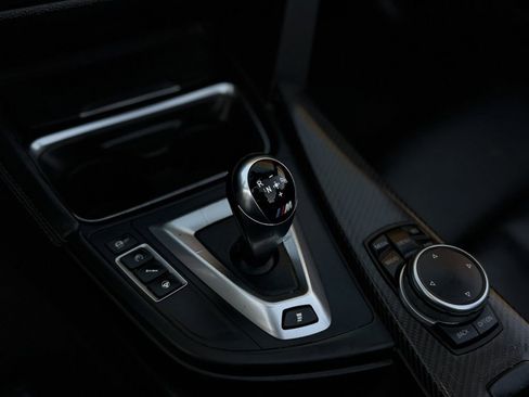 Used 2015 BMW M4 image 35