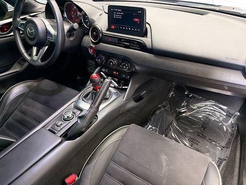 Used 2021 MAZDA MX-5 Miata RF Club w/ Brembo/BBS Recaro Package RWD image 12
