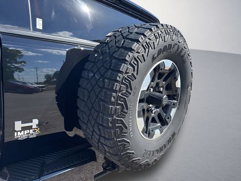 Used 2025 GMC Hummer EV 3X w/ Extreme Off-Road Package AWD/4WD image 31
