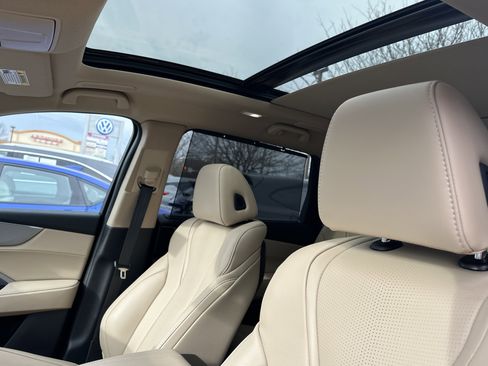 Certified 2025 Acura MDX SH-AWD w/ Technology Package image 9