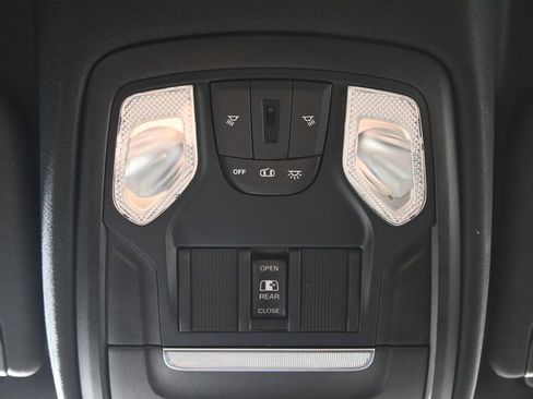 Used 2021 RAM 1500 Big Horn AWD/4WD image 34