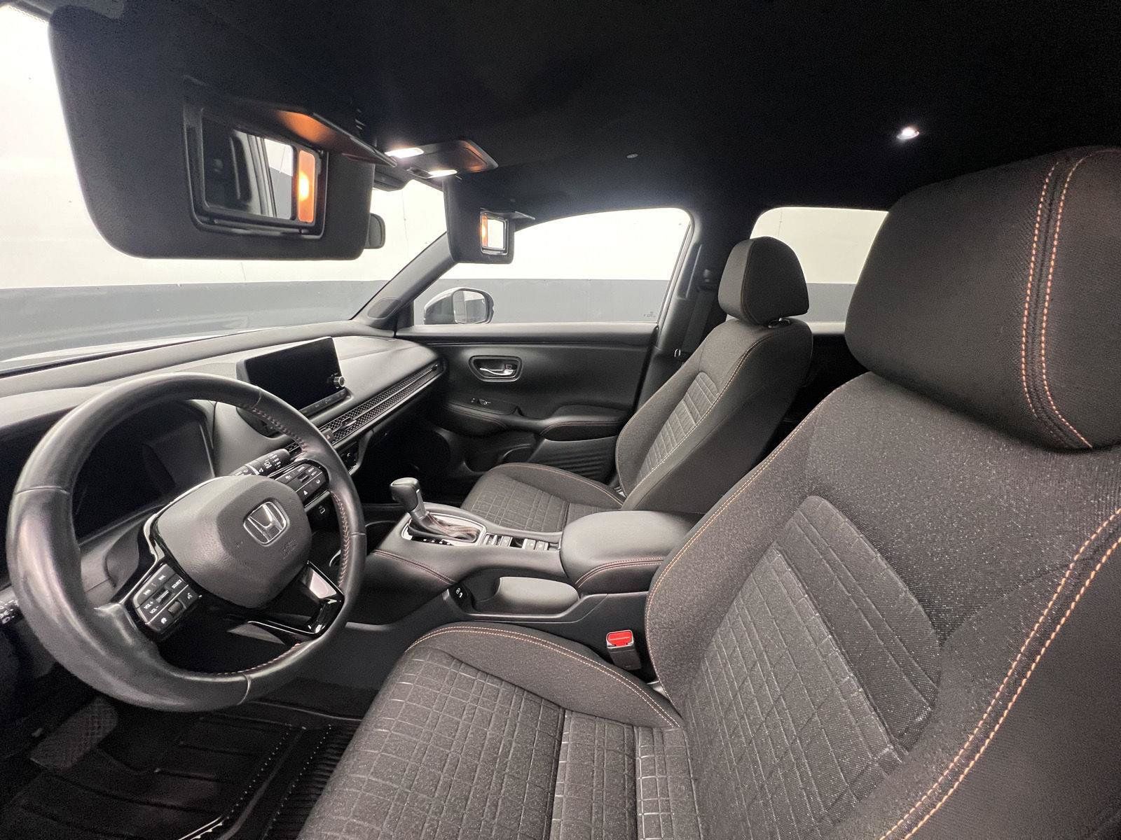 Certified 2025 Honda HR-V Sport image 13