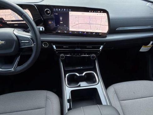 New 2026 Chevrolet Traverse LT FWD image 13