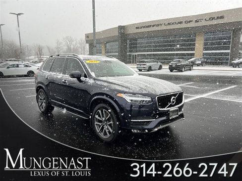 Used 2019 Volvo XC90 T5 Momentum w/ Multimedia Package image 1