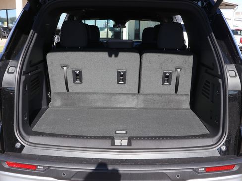 New 2026 Chevrolet Traverse LT image 29
