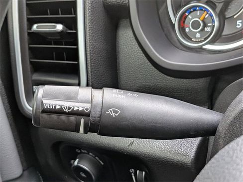 Used 2021 RAM 3500 Big Horn image 25