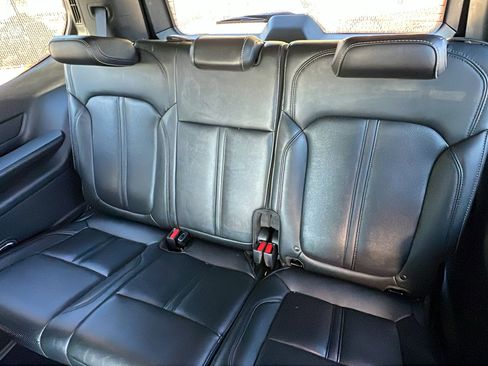 Used 2024 Jeep Wagoneer Series III image 26