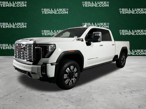 Used 2024 GMC Sierra 2500 Denali w/ Denali Reserve Package image 4