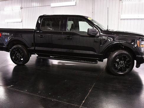 Used 2023 Ford F150 XLT w/ XLT Black Appearance Package image 8