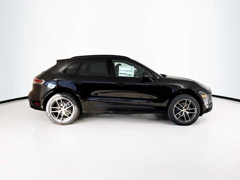 New 2026 Porsche Macan AWD/4WD image 8