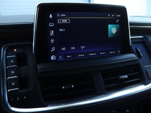 Used 2024 Chevrolet Tahoe High Country image 36